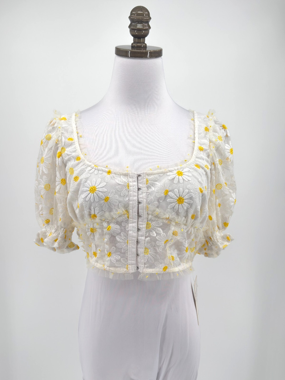 For Love & Lemons Brûlée Daisy Embroidered Mesh Square Neck Crop Top Sz M NEW